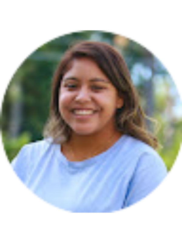 Photo of Gabriela Mendoza