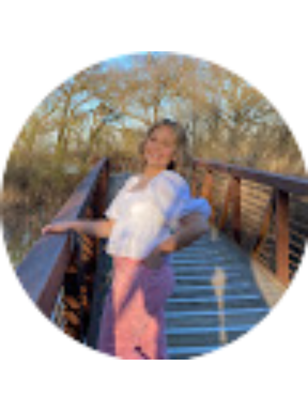 Photo of Jillian Van Steyn