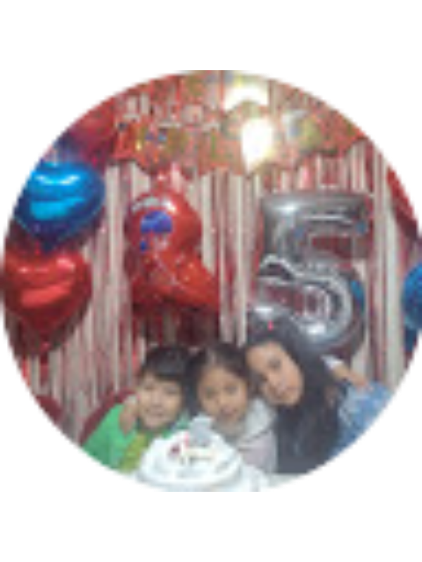 Photo of Claudia Soriano