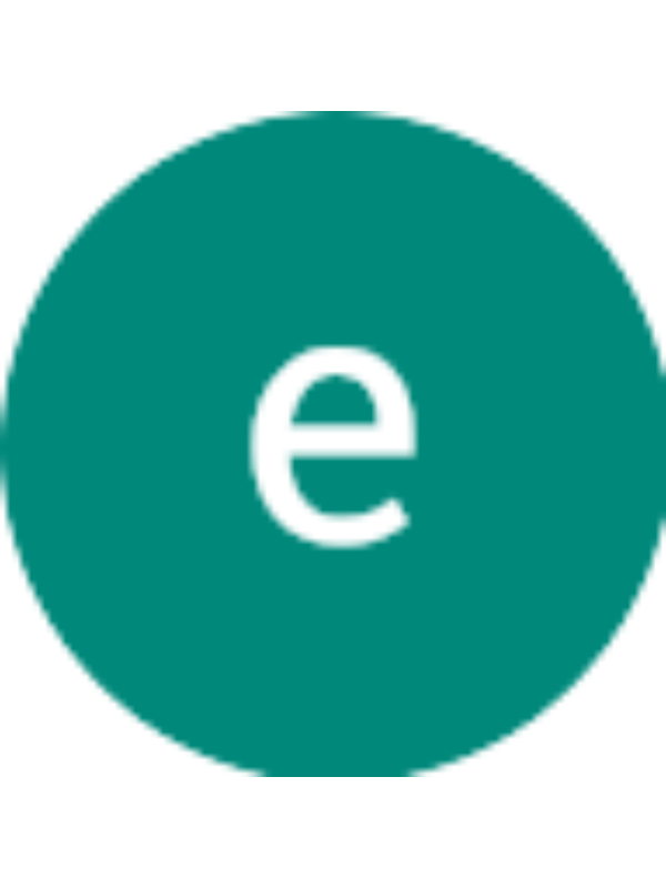 Photo of Esra Hocam