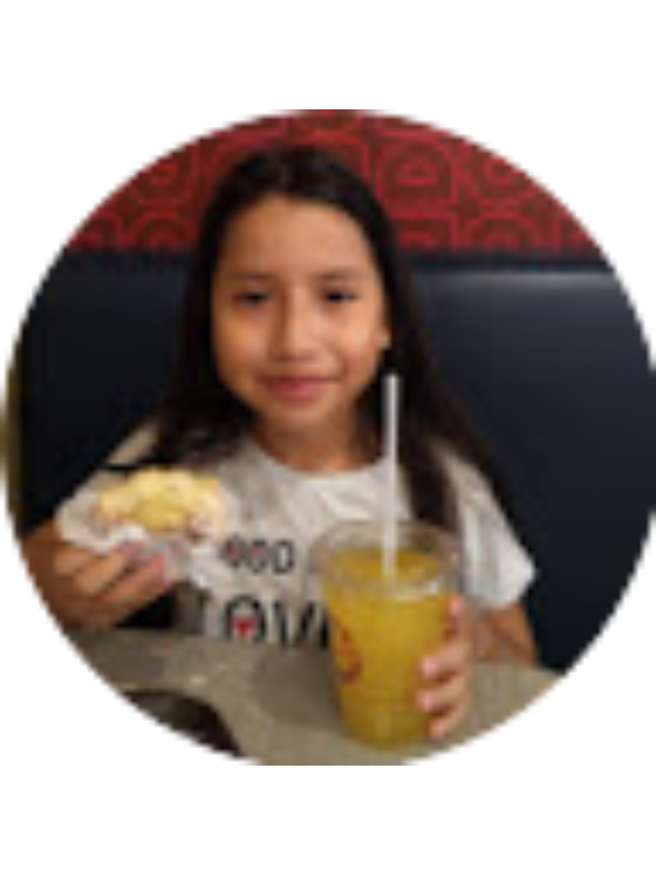 Photo of Alessia Flores