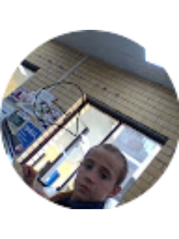 Photo of Ella Barnes