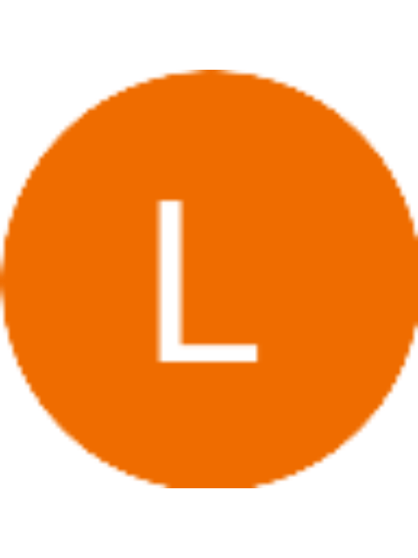 Photo of Laura Walker