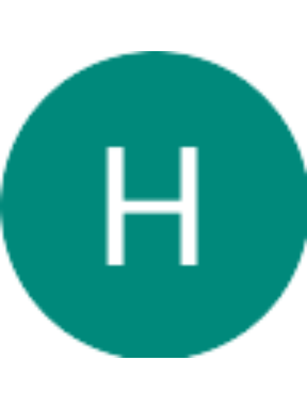 Photo of Han-Tanya Nguyen