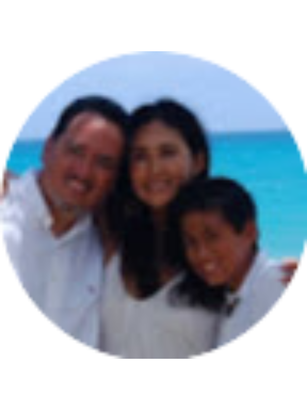 Photo of Monica Mendoza