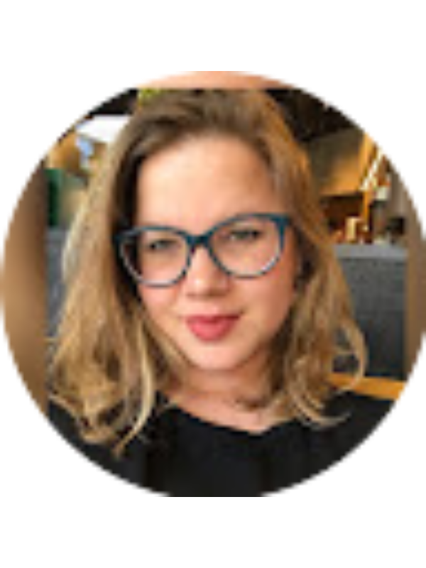 Photo of Cris Garz&oacute;n