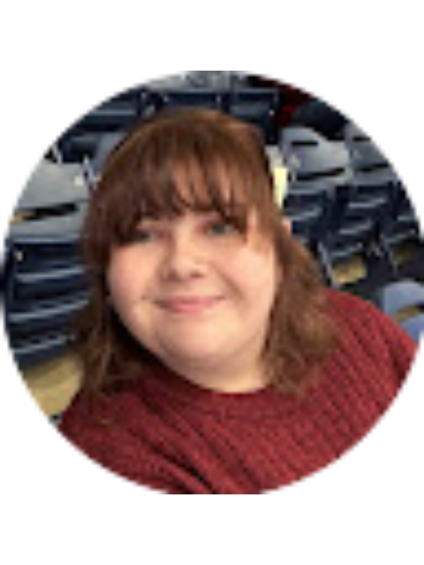 Photo of Zoe Hughes