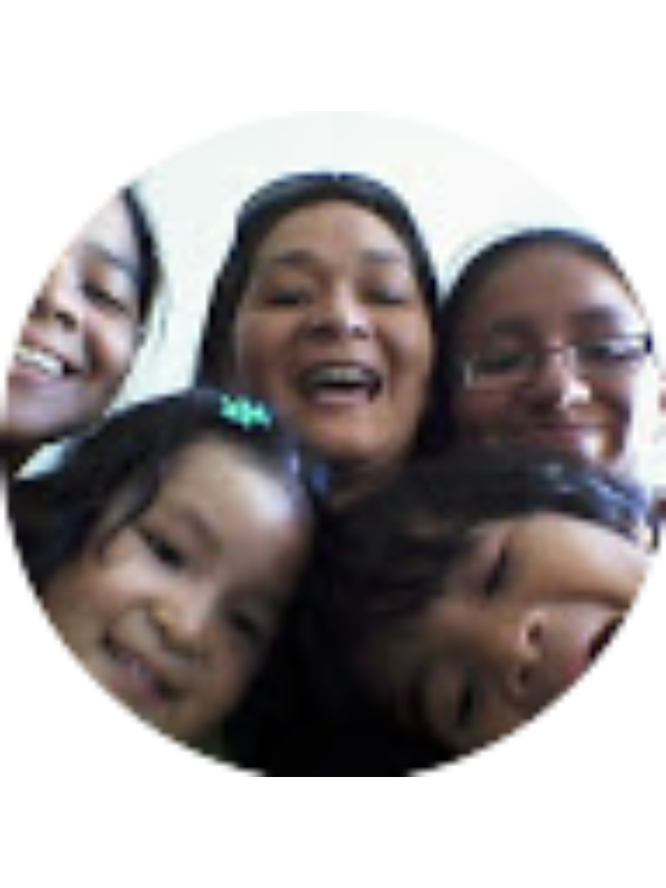 Photo of Sandra Herrera