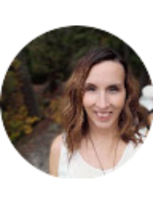 Photo of Shannon Nicholas