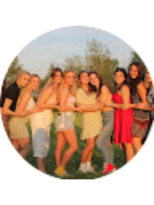 Photo of Alexandria Loomis