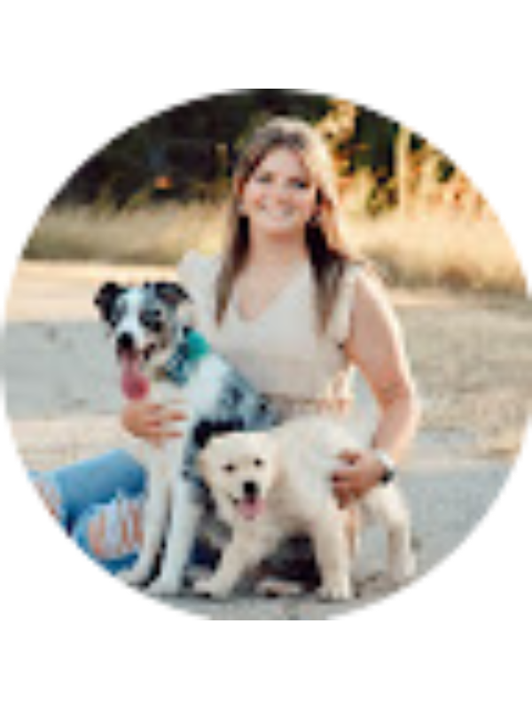 Photo of Ashlyn Bell