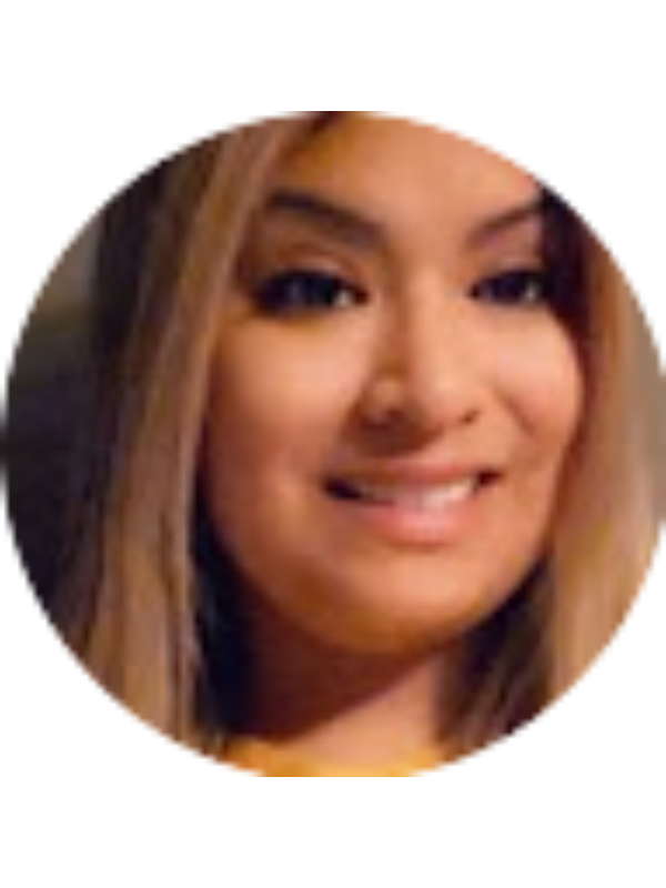 Photo of Alejandra Mora