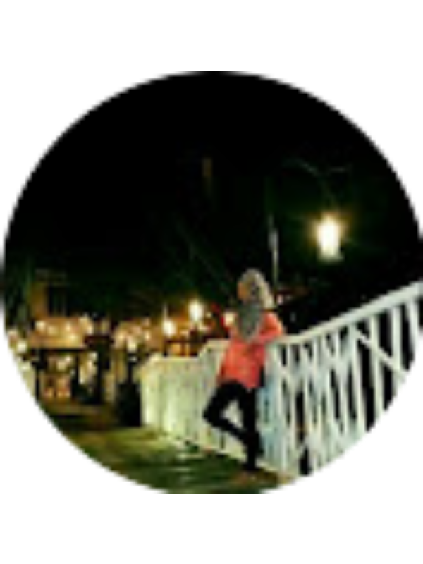 Photo of Putri Lestari