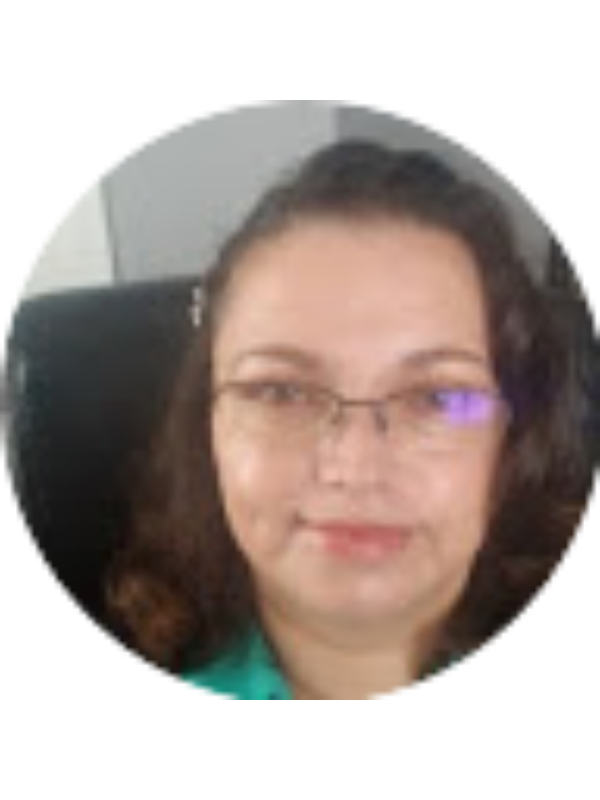 Photo of Elizabeth Ramirez