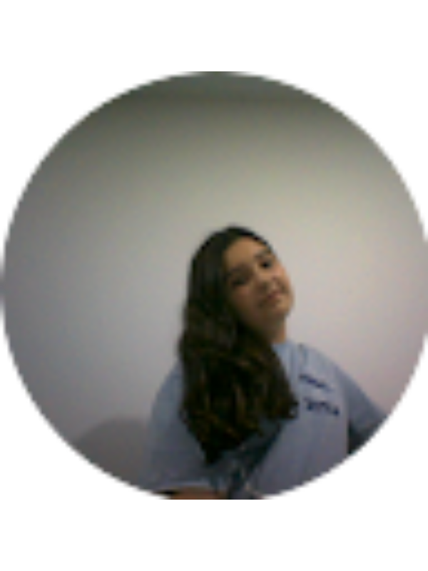 Photo of Carolina Magalh&atilde;es