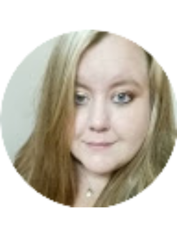 Photo of Amanda Setzer