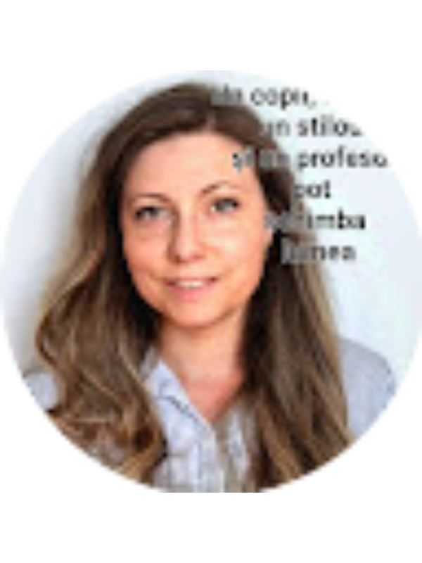 Photo of Raluca Moldovan