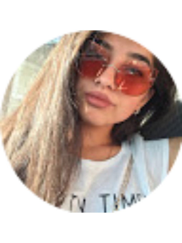 Photo of Лейла Абдухакимова