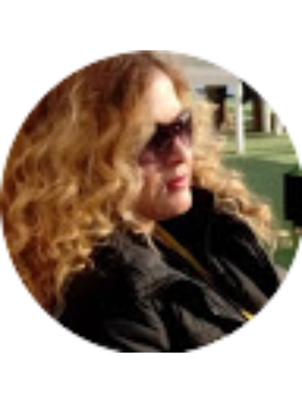 Photo of Emine Mutlu