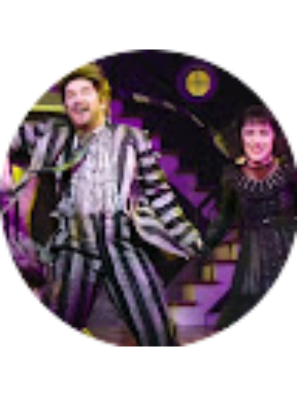 Photo of Lara Anderson