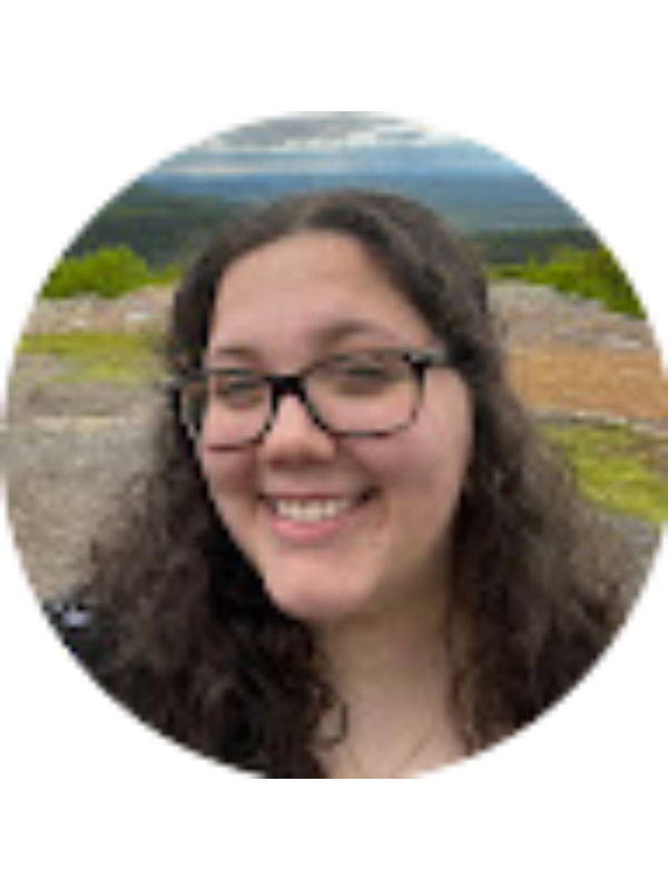 Photo of Lauren Kirkland