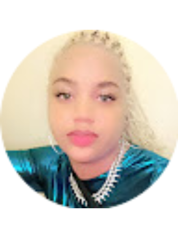 Photo of Aura Arnold