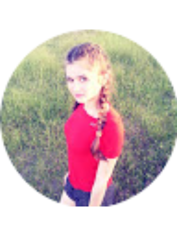 Photo of Emma Adespea