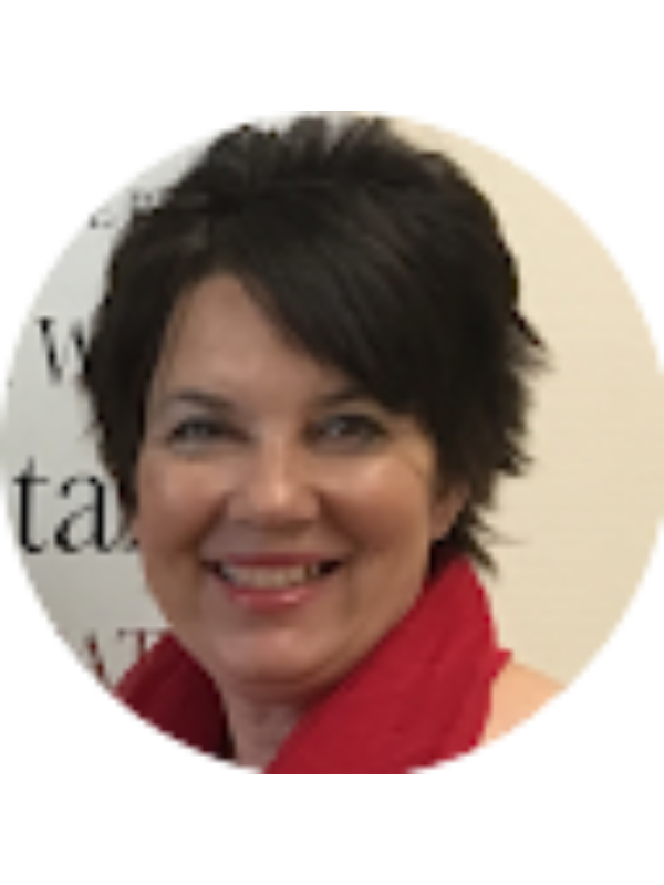 Photo of Lisa Marques