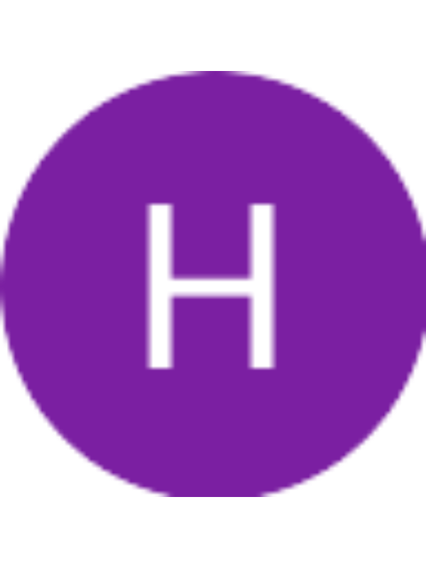 Photo of Hannah Foster