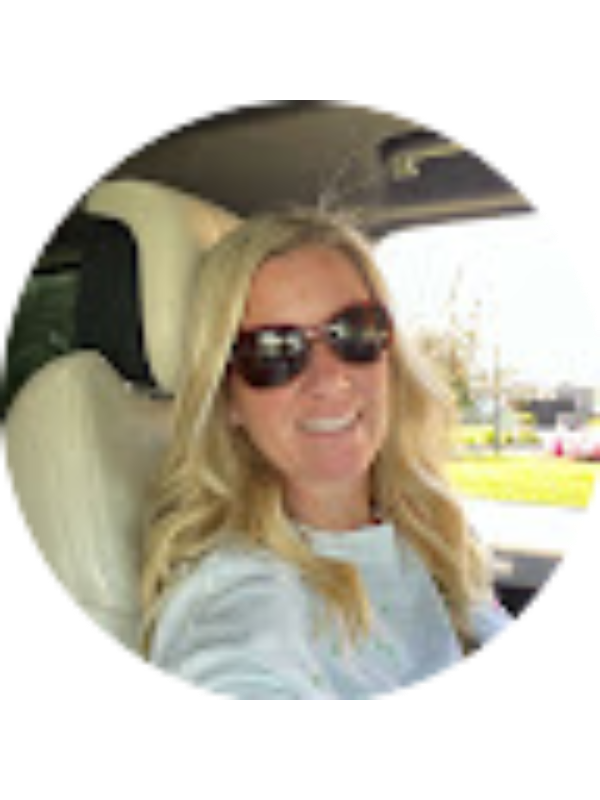 Photo of Colleen Groszer
