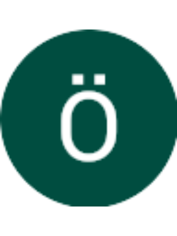 Photo of &Ouml;znur Cura