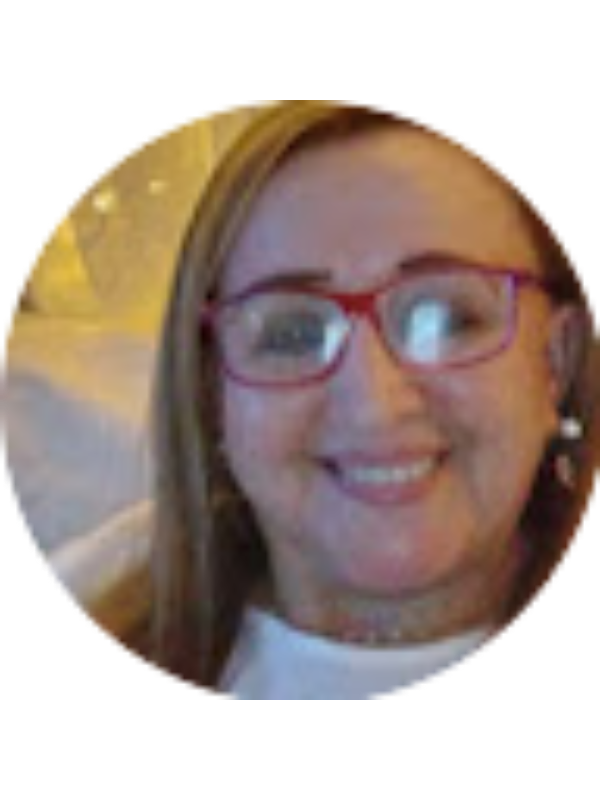 Photo of Raquel Andrade