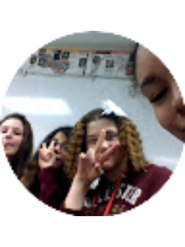 Photo of Zoe Dollens