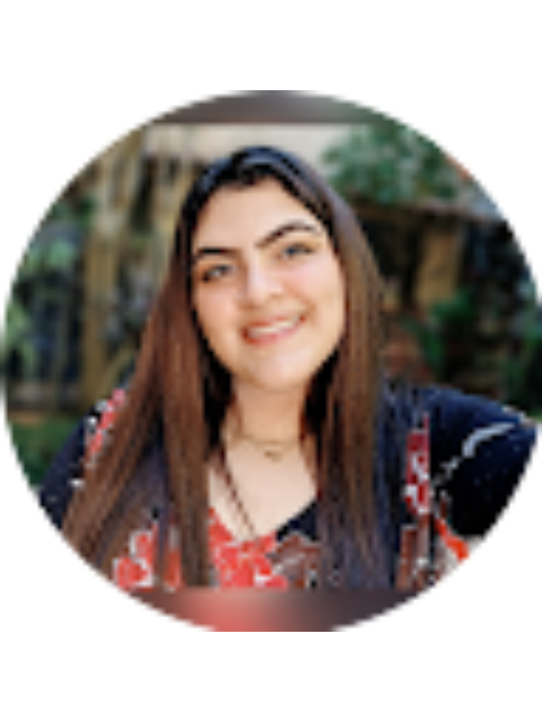 Photo of Natalia Molina