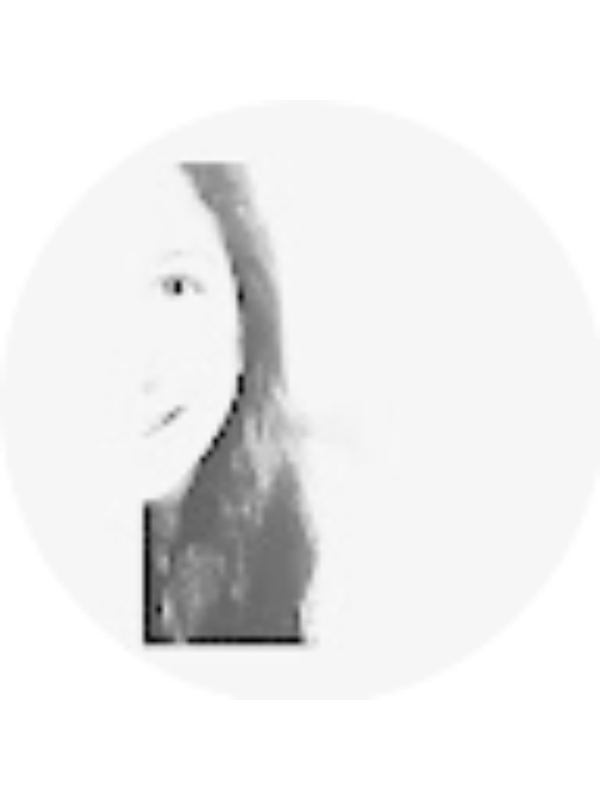 Photo of Helen Zambrano