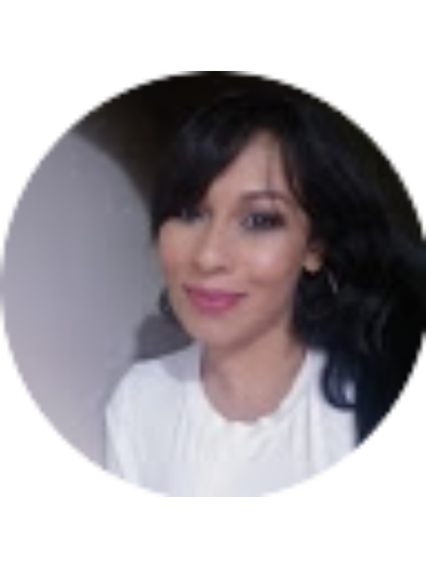 Photo of Ms. Carol Hidalgo