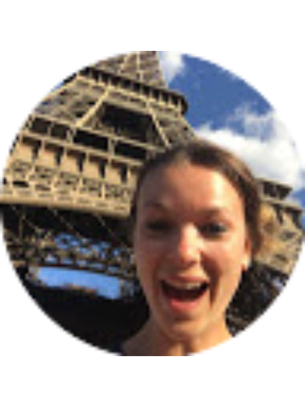 Photo of Kristen Sampson