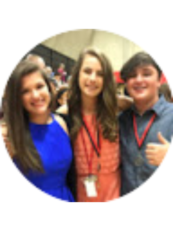 Photo of Kelsey Dobnikar