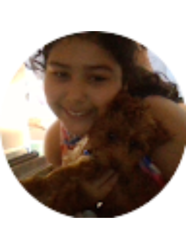 Photo of Clara Rostami