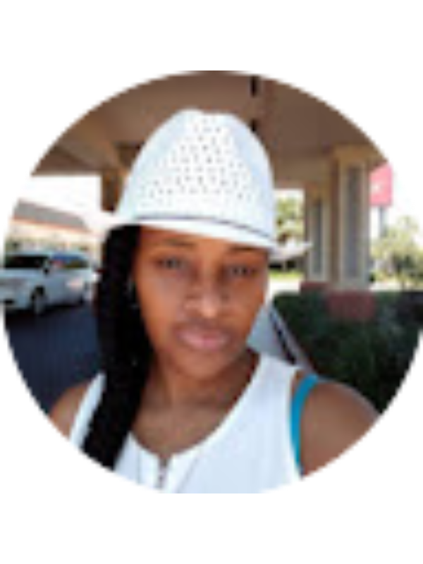 Photo of Daphne Davenport