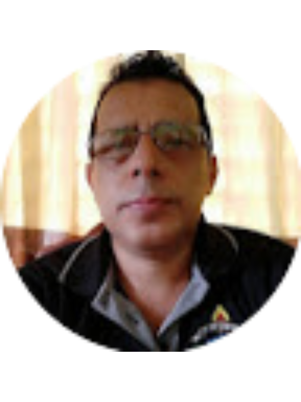 Photo of PROF. ERICK ARAÚZ