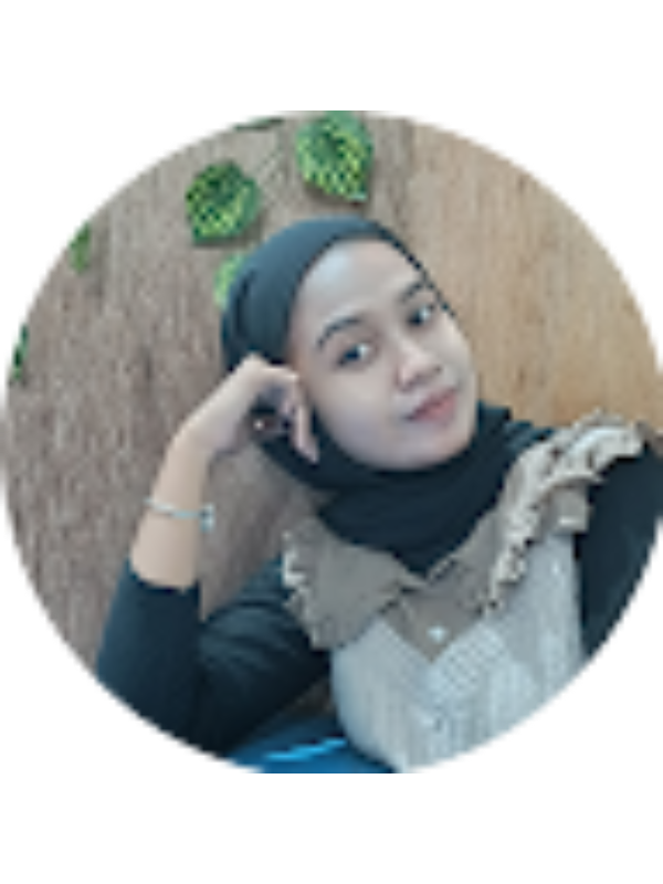 Photo of Titi Yulianasari