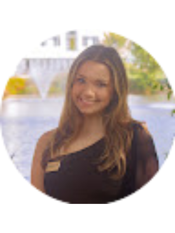 Photo of Emma Kellogg