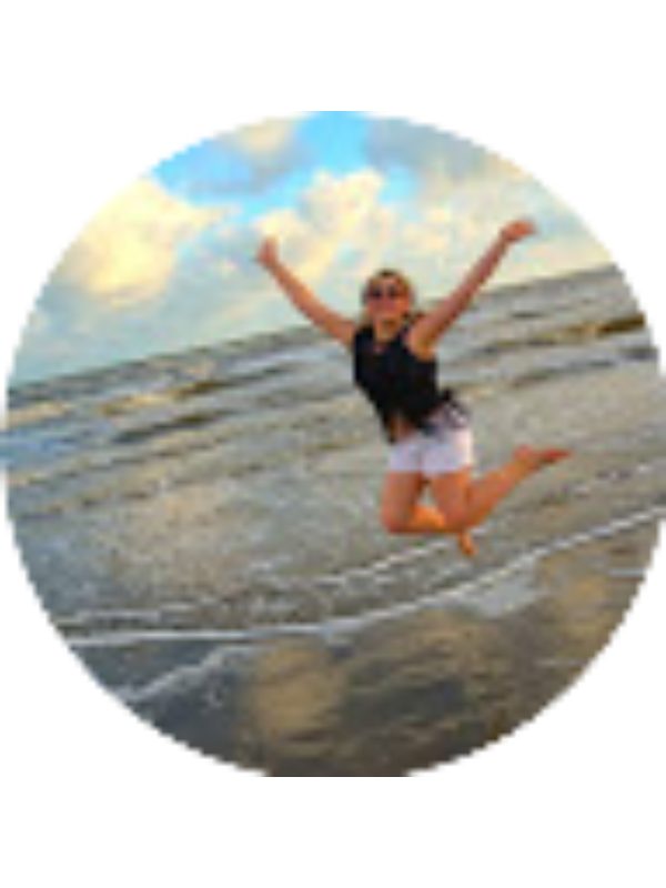 Photo of Kaila Alumbaugh