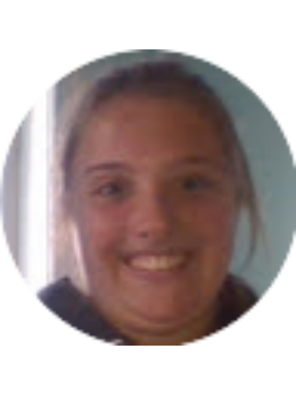 Photo of Bella Saunders