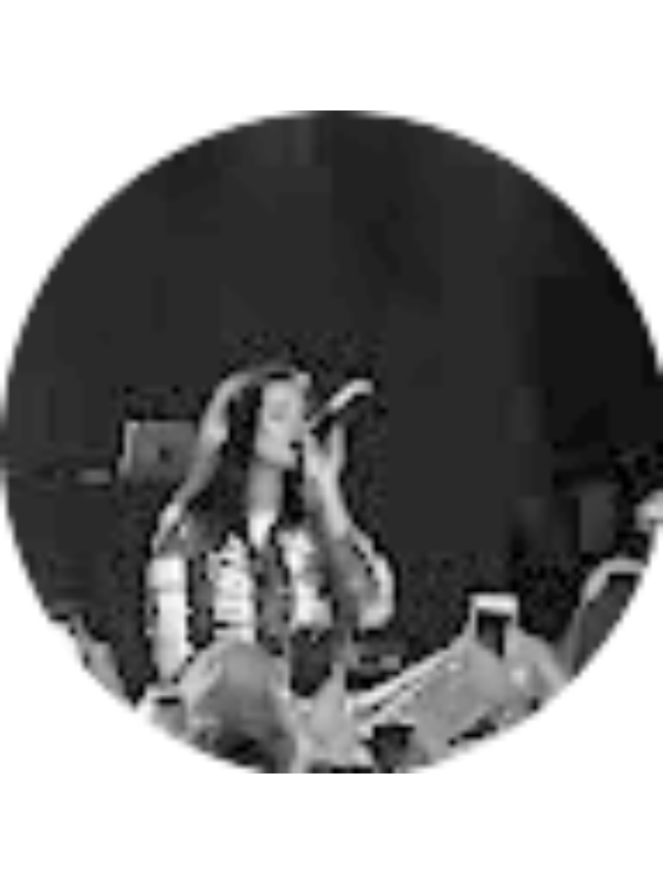 Photo of Nayeli Monassi