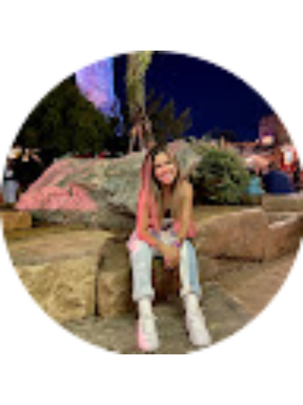 Photo of Sara Gonzalez