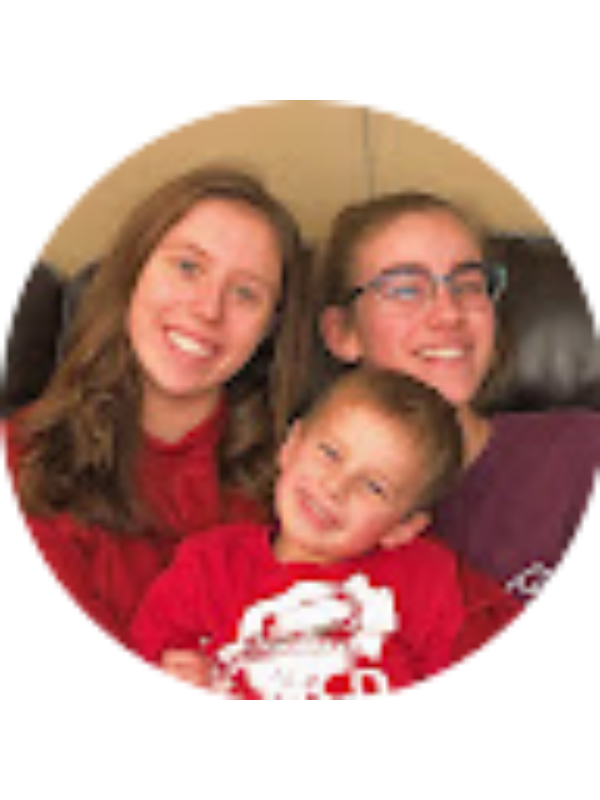 Photo of Kayla Lumish