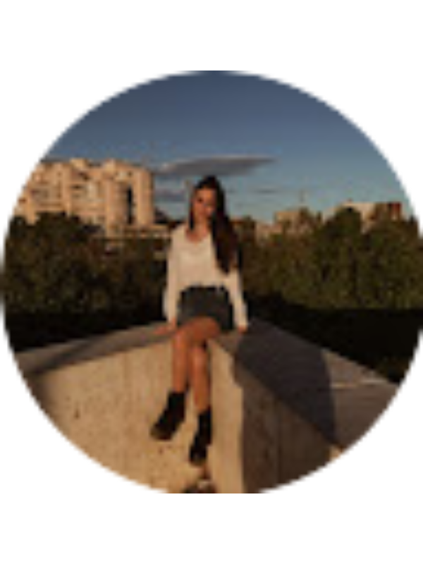 Photo of Moira Calomarde López