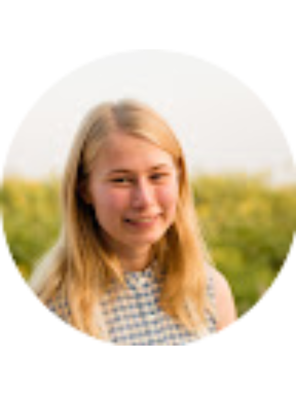 Photo of Hannah Wigdahl